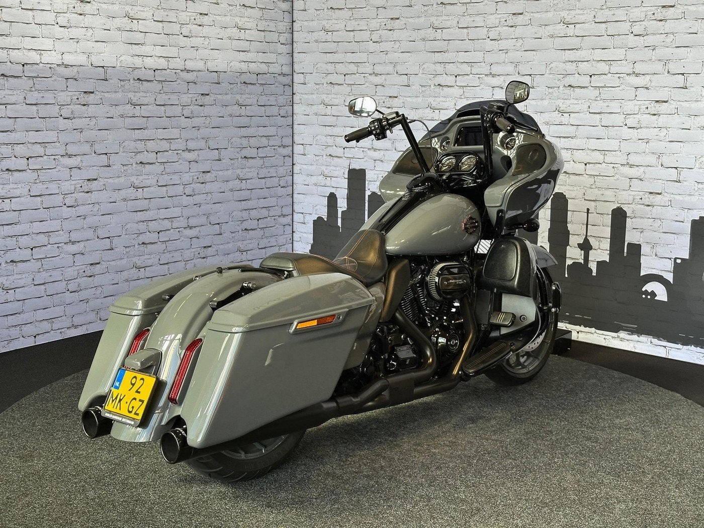 Harley-Davidson FLTRXS ROAD GLIDE SPECIAL (bj 2019), Motoren, Laan van Vredenoord 33
2289 DA  RIJSWIJK, NL, Toermotor, Sales@harleydavidsonrotterdam.nl