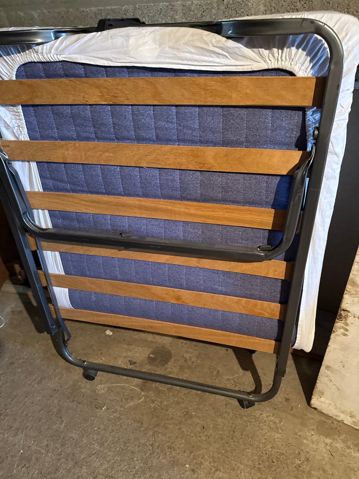 Zo goed als nieuw opklapbed/logeerbed, Ophalen, Zo goed als nieuw, Eenpersoons, Blauw