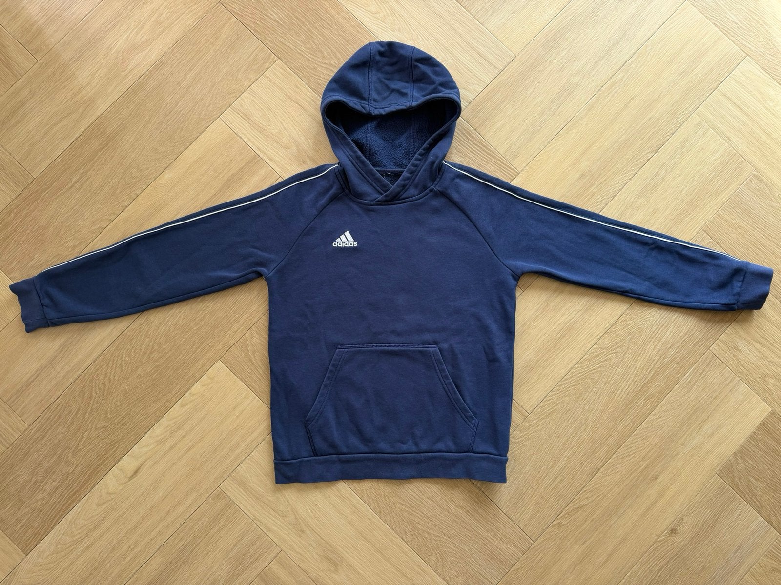 Trui met capuchon, hoodie, Adidas, maat 140, Ophalen of Verzenden, Gebruikt, Jongen of Meisje, Trui of Vest
