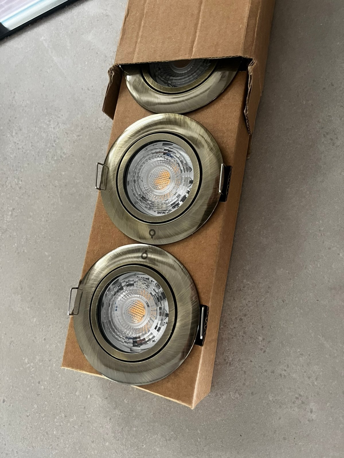 Licht bronzen spotjes nieuw, Ophalen, Zo goed als nieuw
