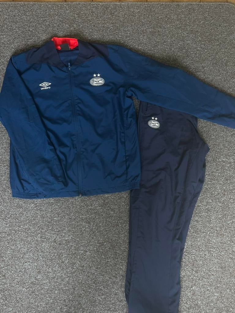PSV Umbro trainingpak maat XL, Blauw, Maat 56/58 (XL), Ophalen of Verzenden, Zo goed als nieuw