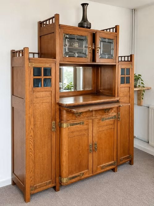 Antieke Buffetkast , Servieskast, (Nederlandse Jugendstil)