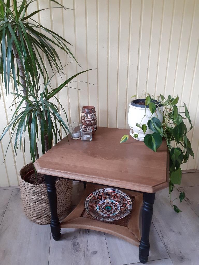 Tafeltje, Minder dan 55 cm, Rond, Zo goed als nieuw, Ophalen