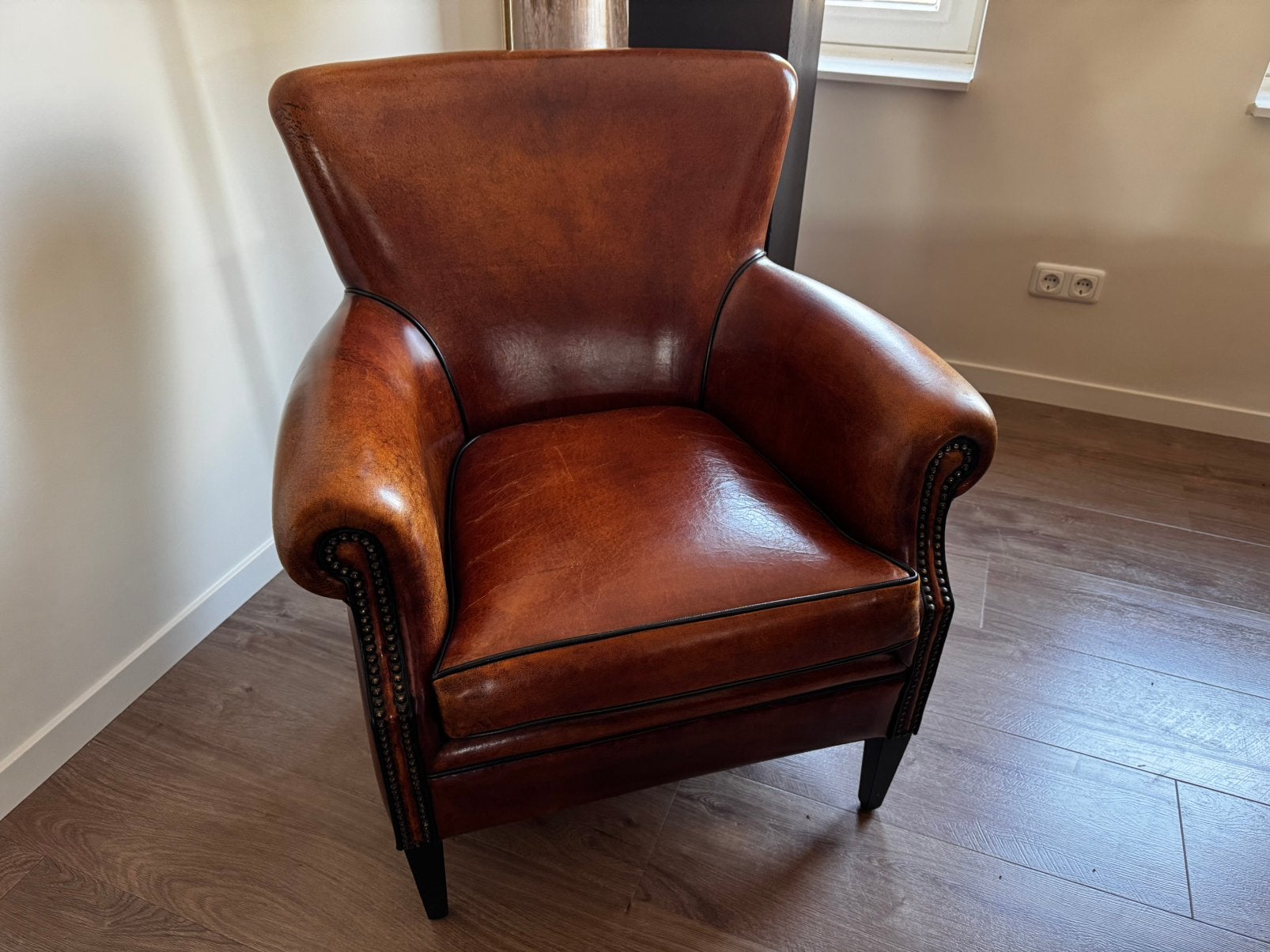Lounge Atelier Schapenleer Stoel - Klassiek en Comfortabel, Ophalen, Gebruikt