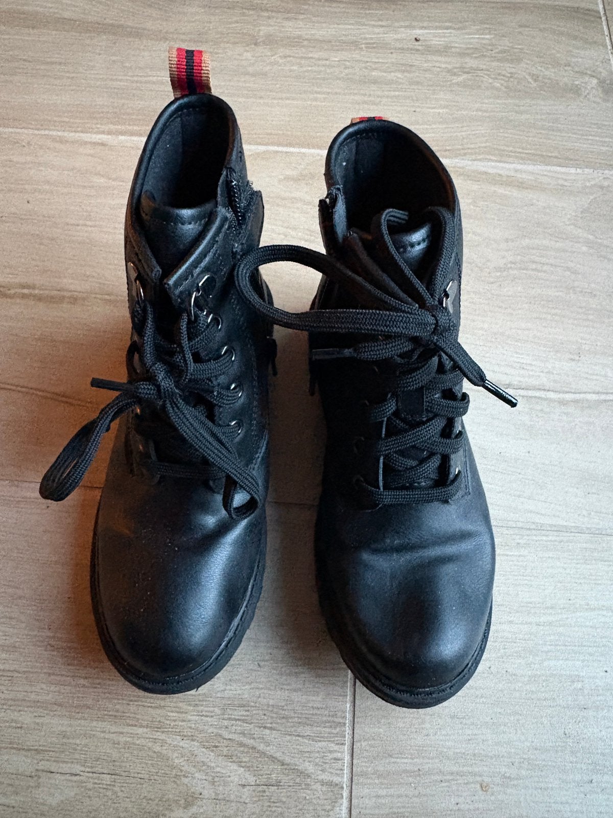 Schoenen maat 31 merk geox, Ophalen of Verzenden, Zo goed als nieuw, Meisje, Schoenen
