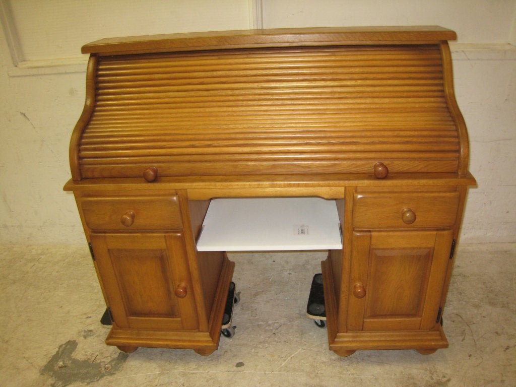 Wit Eiken bureau met rolluik, hoog 109, breed 130, diep 52, Huis en Inrichting, Bureaus, Gebruikt