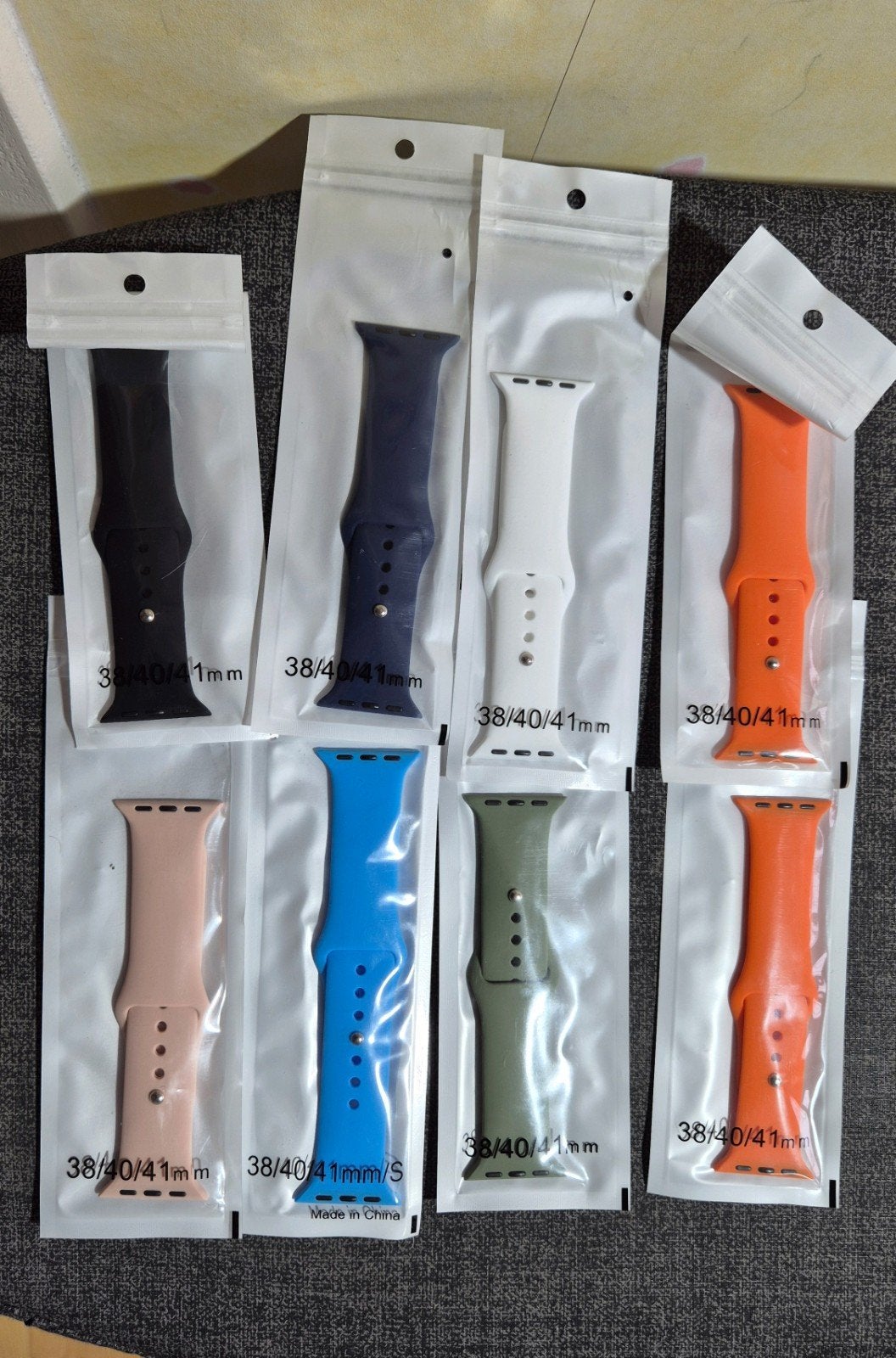 8 nieuwe siliconen horlogebandjes geschikt voor 38,/40/41 mm, Ophalen of Verzenden, Nieuw, Bandje