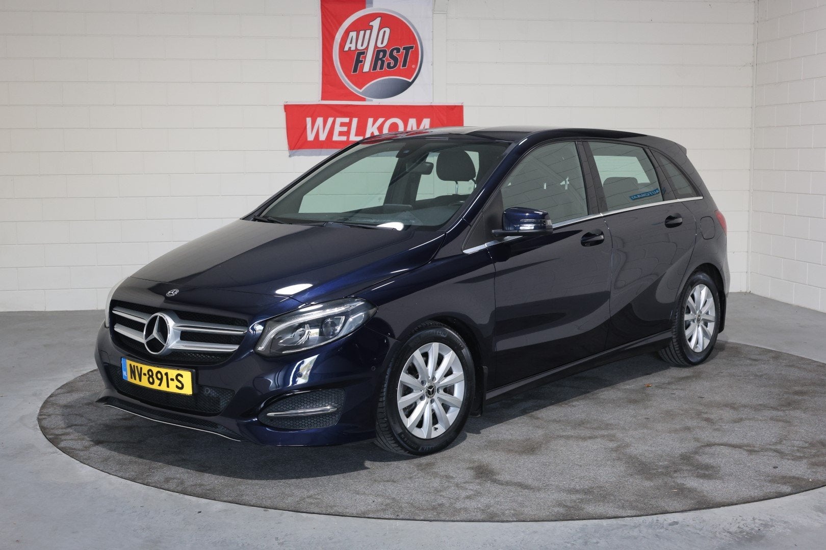 Mercedes-Benz B-Klasse 180 Business Solution NL auto, 2e eig, Auto's, Gebruikt, Euro 6, 4 cilinders, Blauw