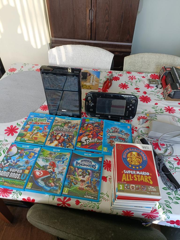 Nintendo Wii u, Spelcomputers en Games, Spelcomputers | Nintendo Wii U, Ophalen of Verzenden, Zo goed als nieuw, Met 1 controller