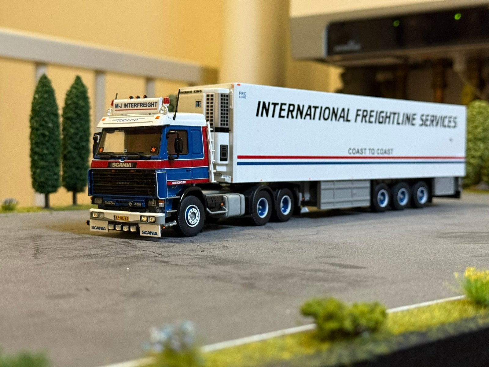 MJ Interfreight Tekno, Hobby en Vrije tijd, Ophalen of Verzenden, Zo goed als nieuw, Bus of Vrachtwagen, Tekno