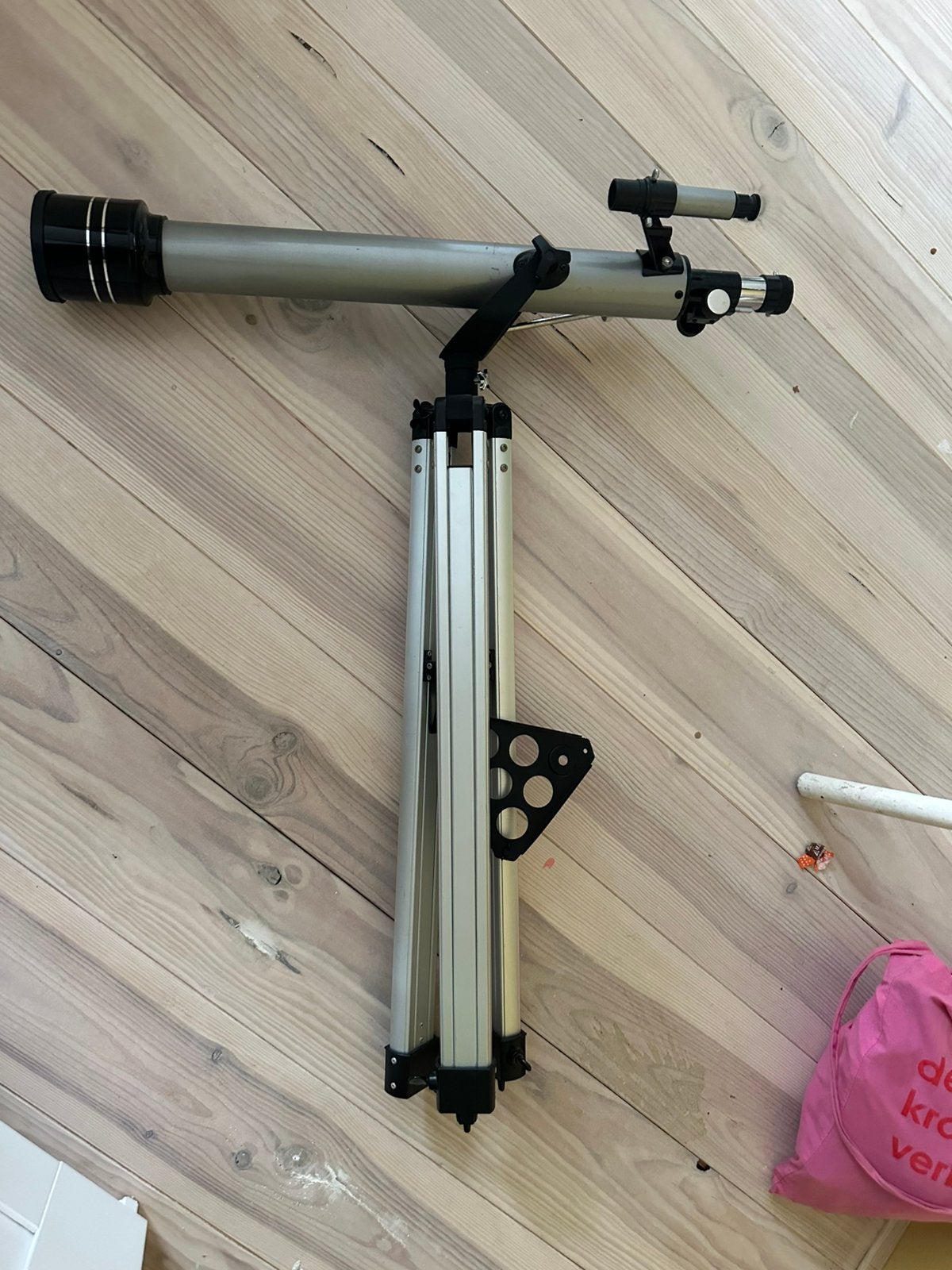 Telescoop, Audio, Tv en Foto, Optische apparatuur | Telescopen, Ophalen, Gebruikt, Lenzentelescoop (refractor), Met statief