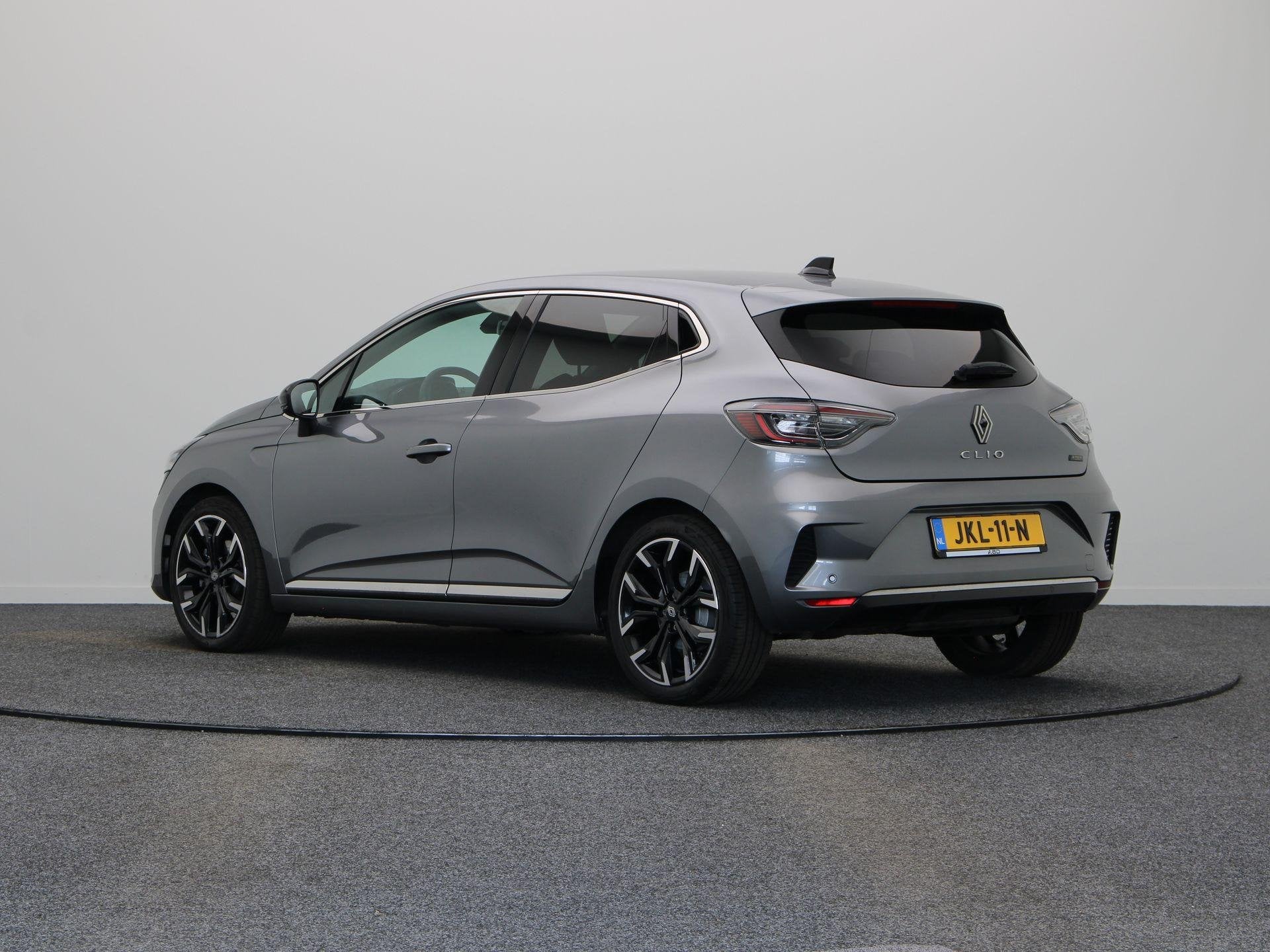 Renault Clio 1.6 E-Tech Full Hybrid 145 techno | automaat |, Gebruikt, Euro 6, Leder en Stof, Origineel Nederlands