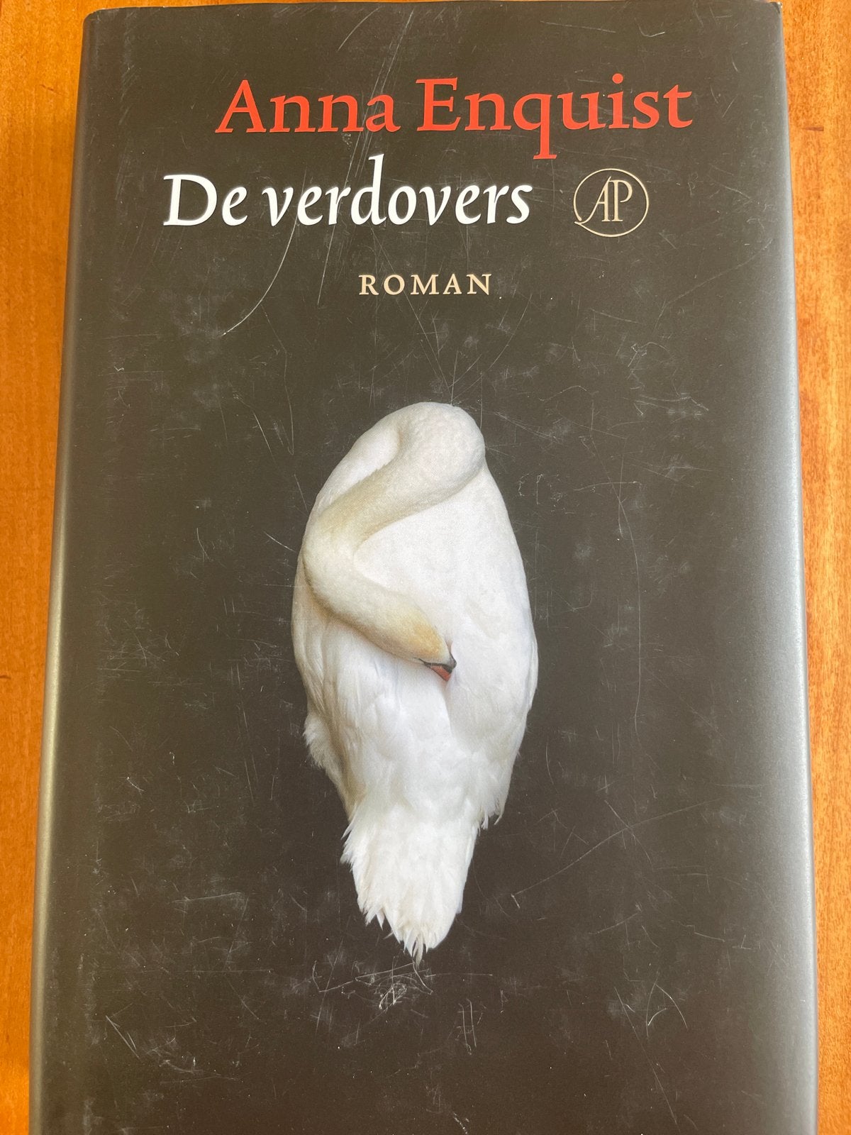 Anna Enquist - De verdóvers (Roman), Boeken, Ophalen of Verzenden, Zo goed als nieuw, Nederland