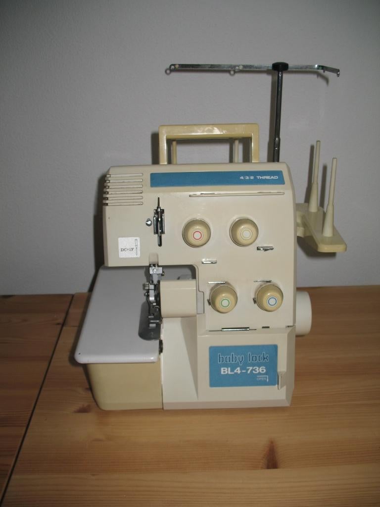 Lockmachine Baby Lock +Toebehoren BL4-736DF *3 /4 Draad, Ophalen, Lockmachine, Overige merken, Industrieel