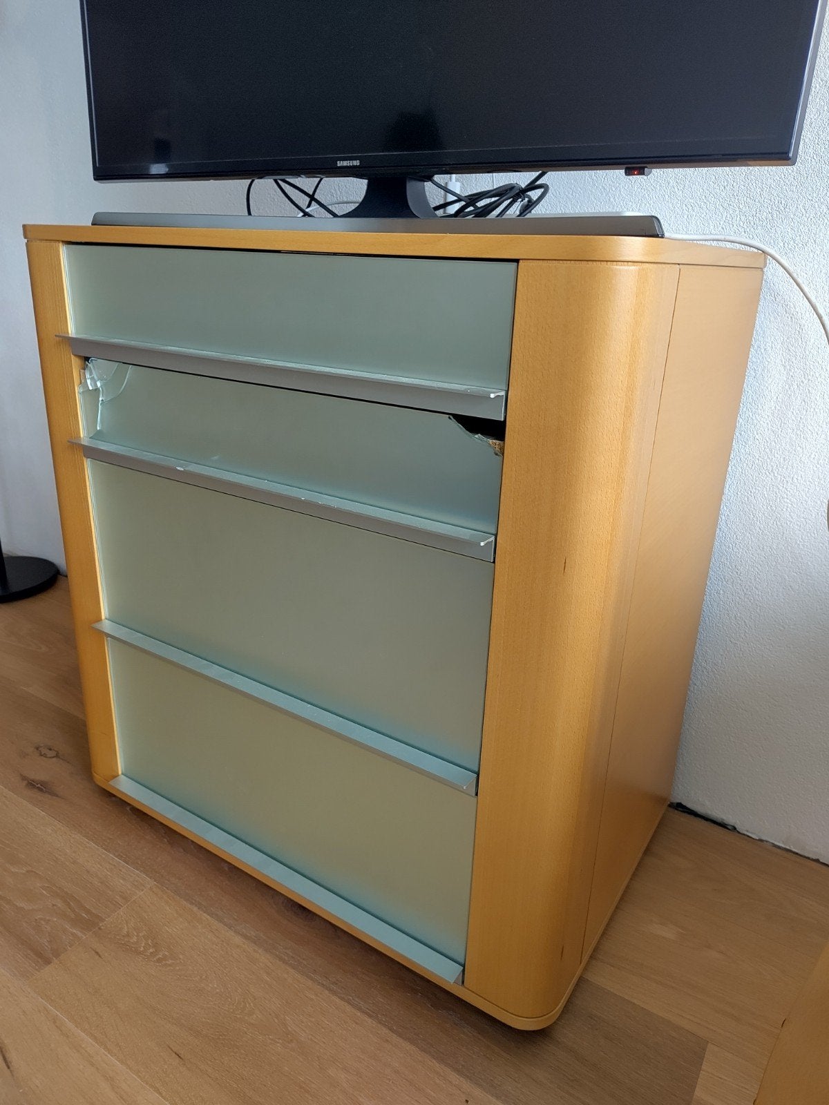 modern houten Auping kast of commode, Ophalen, 50 tot 100 cm, Glas, Minder dan 100 cm