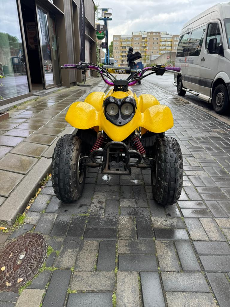 Unili 100c 2t autokenteken, Fietsen en Brommers, Scooters | Piaggio, Ophalen, Zo goed als nieuw, Overige modellen