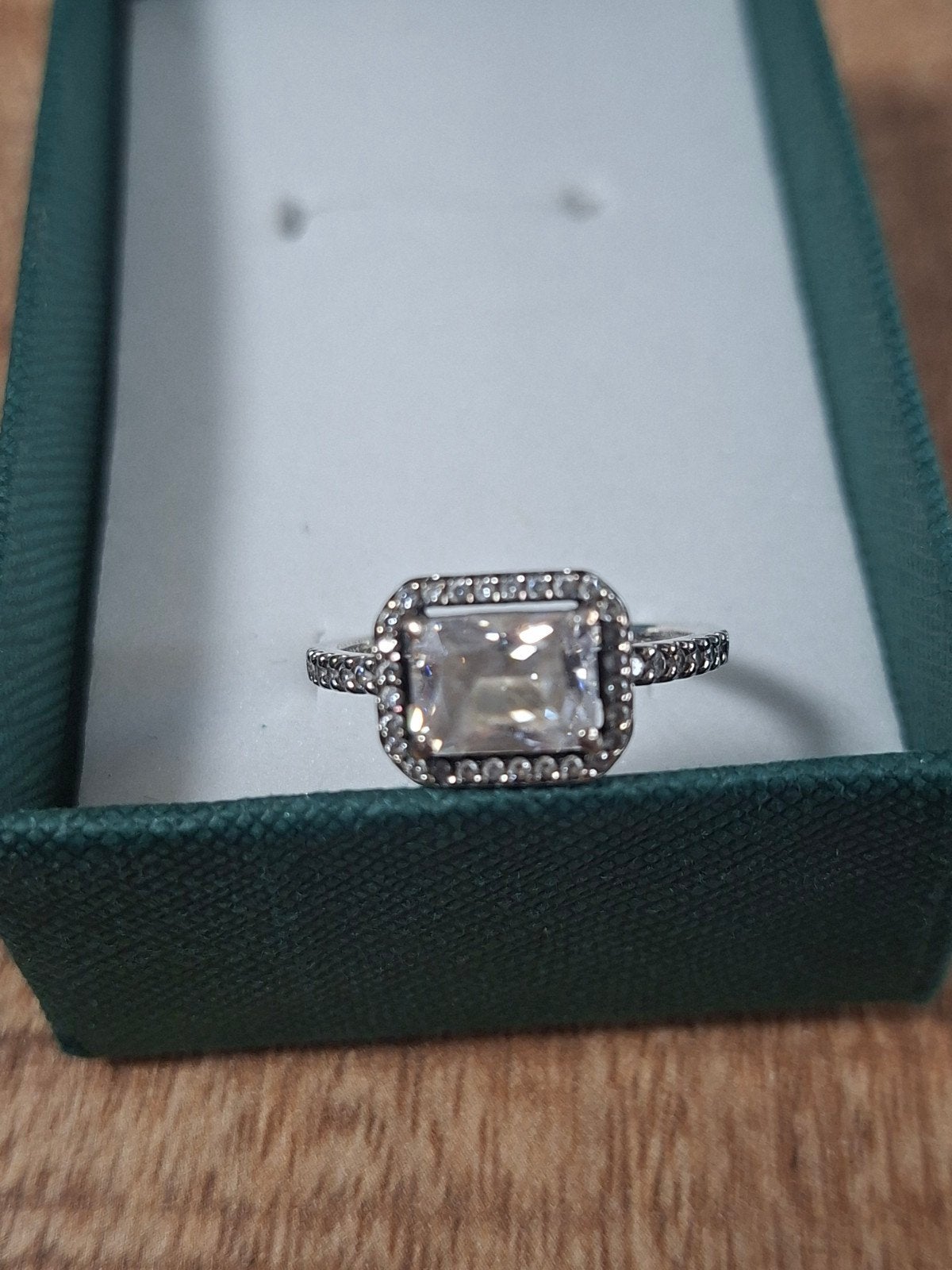 Pandora ring 18.1, Ophalen, 18 tot 19, Zo goed als nieuw, Dame