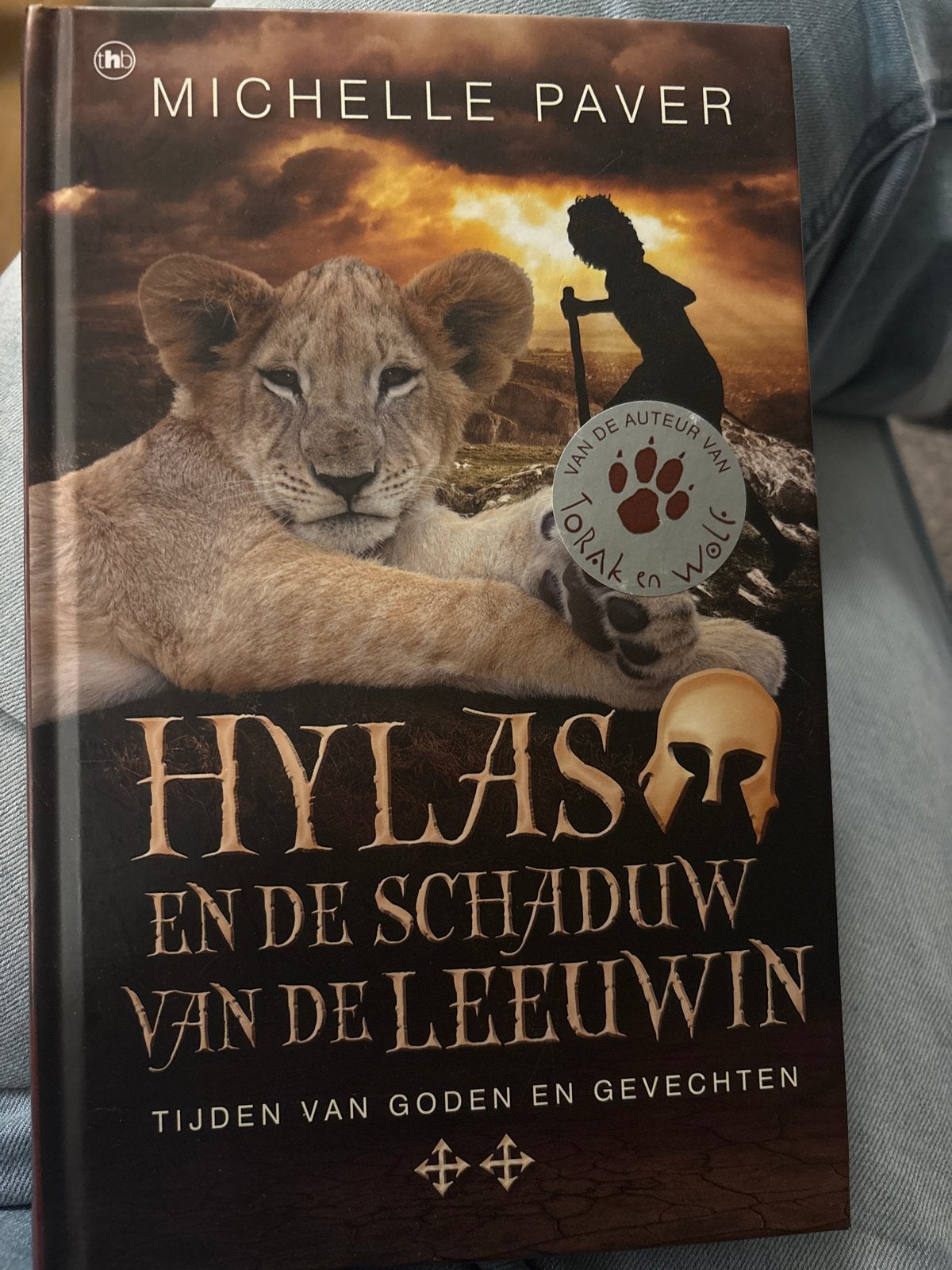 Hylas en de Schaduw van de Leeuwin - Michelle Paver, Ophalen of Verzenden, Zo goed als nieuw