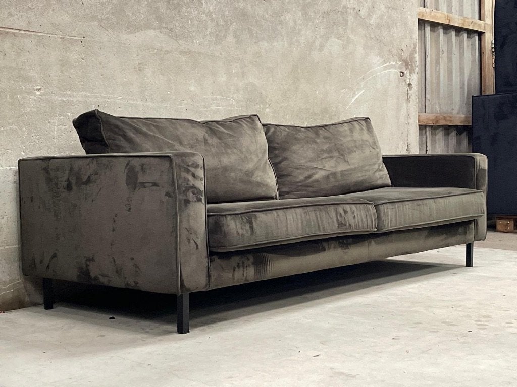 !!REFURBISHED!! WOOOD Rodeo 2.5 zitter dark green VELVET, Huis en Inrichting, Modern retro klassiek industrieel, 150 tot 200 cm