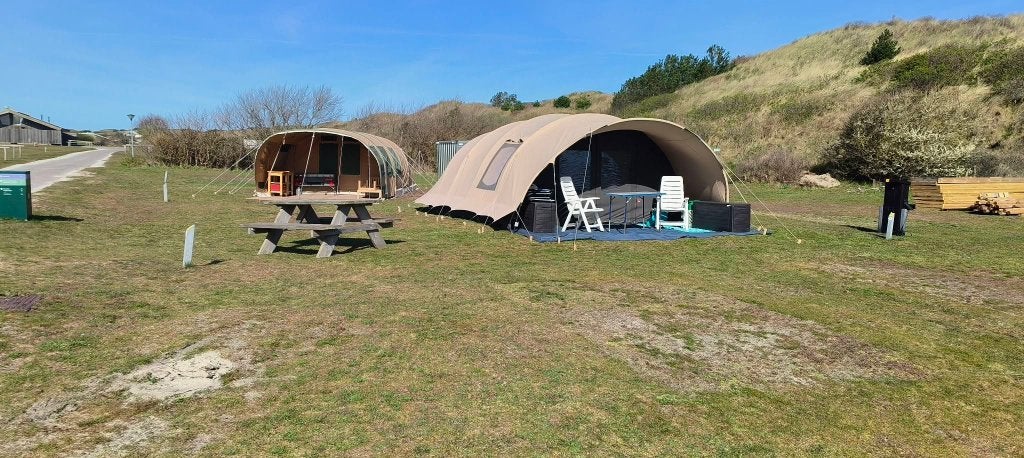 Stortemelk Vlieland tent te huur 17 aug t/m 24 aug last minu, Ophalen, Zo goed als nieuw, Tot en met 6