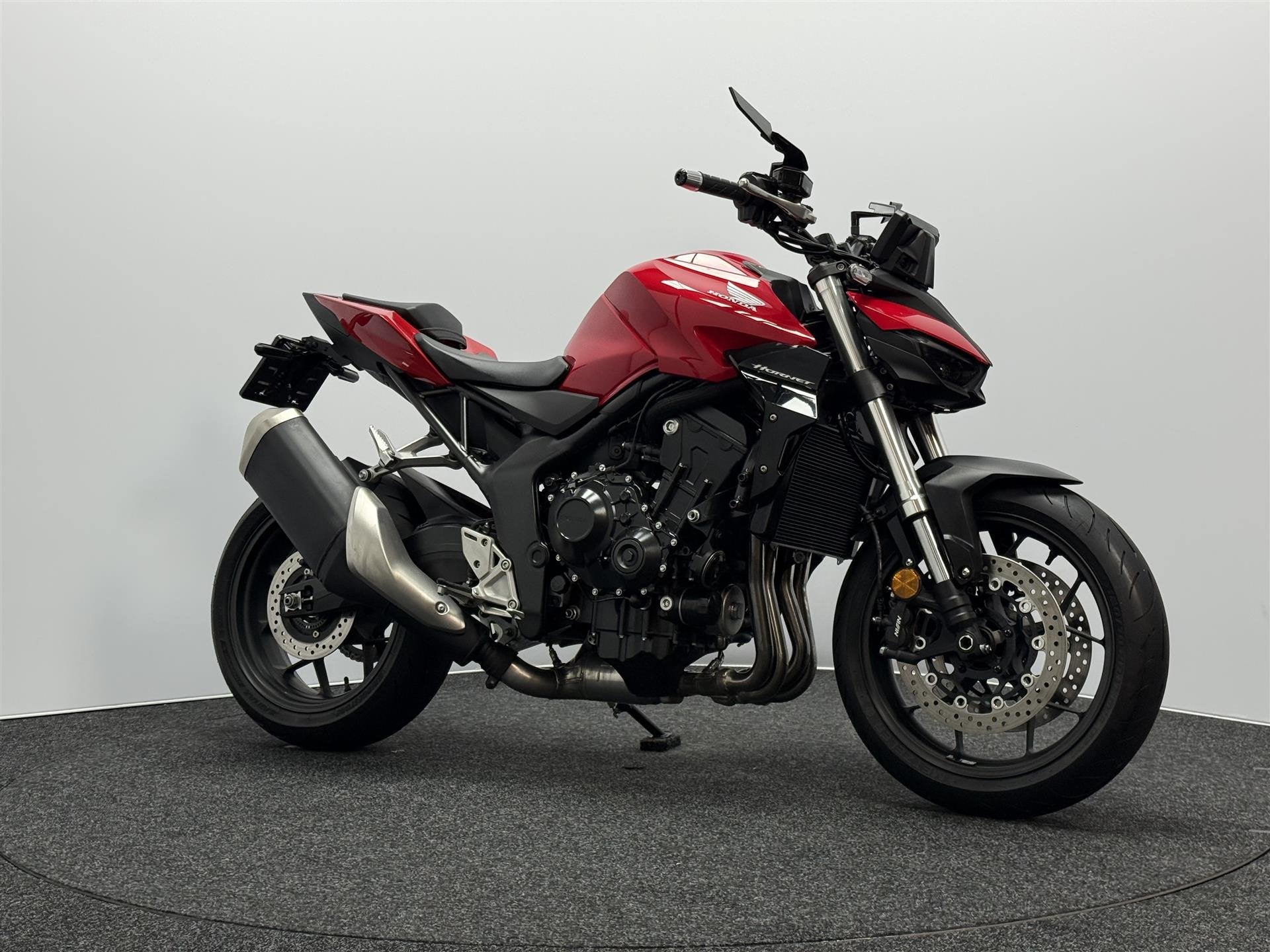 Honda CB 1000 Hornet, Bedrijf, Meer dan 35 kW, Traction Control, Naked bike