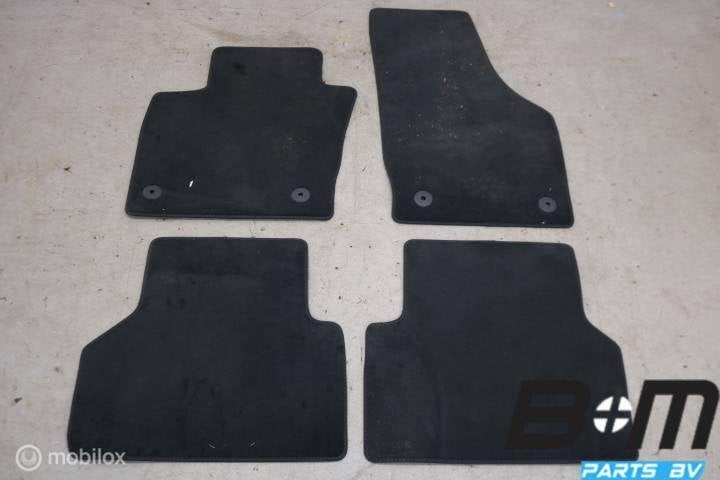 Set vloermatten Audi Q3 8U 8U1863691, Auto-onderdelen, Gebruikt