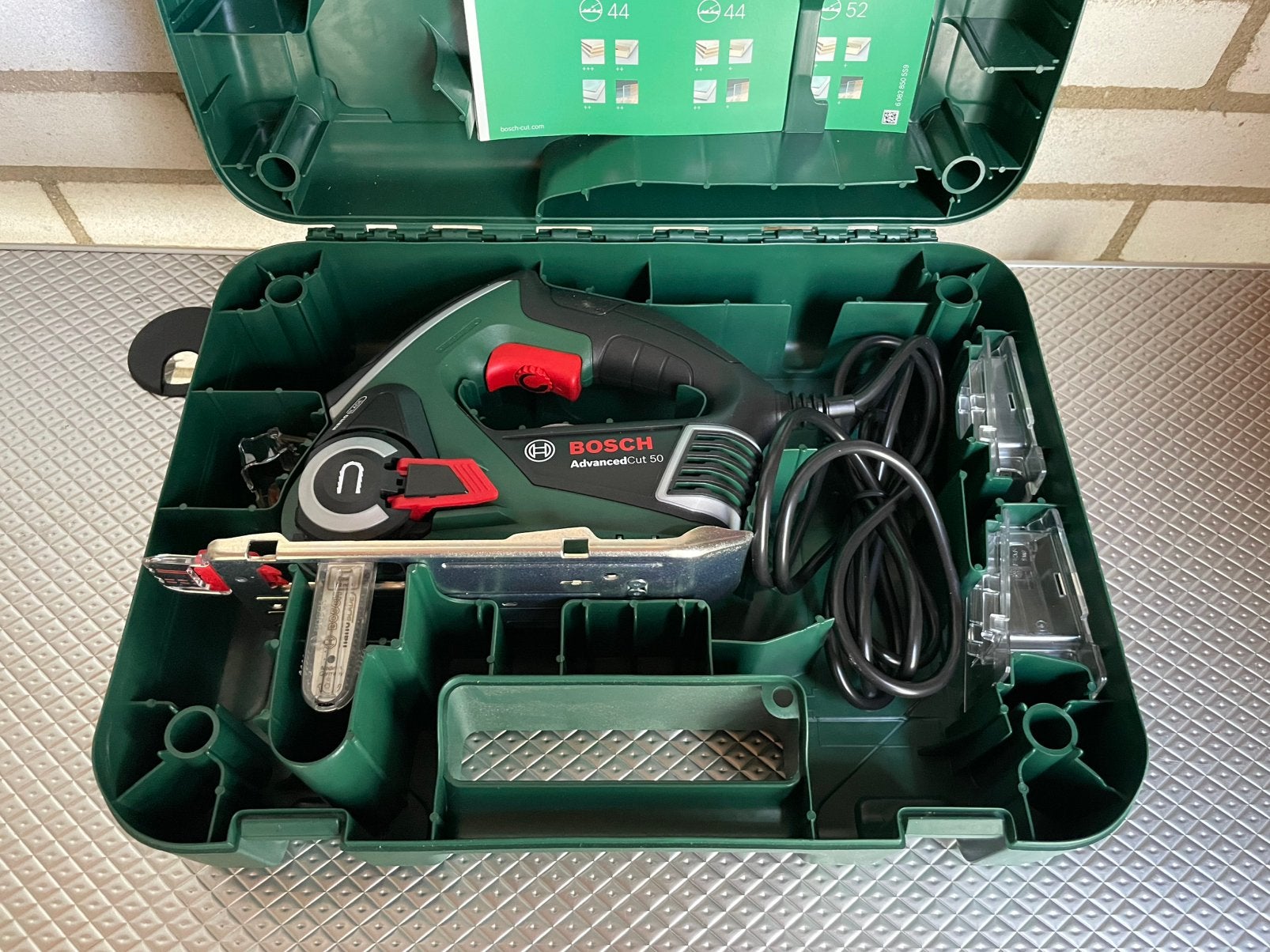Bosch Decoupeerzaag Advanced Cut 50, Decoupeerzaag, Ophalen of Verzenden, Zo goed als nieuw, 30 tot 70 mm