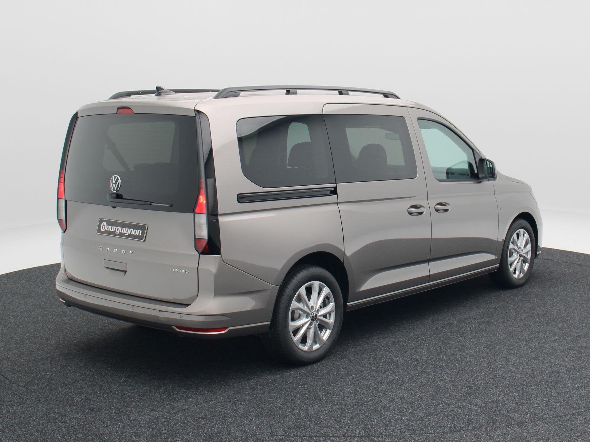 Volkswagen Caddy Kombi Maxi Life 1,5 eHybrid 115pk DSG | 7 z, Auto's, 1498 cc, 4 cilinders, Plug-in hybride, Bedrijf