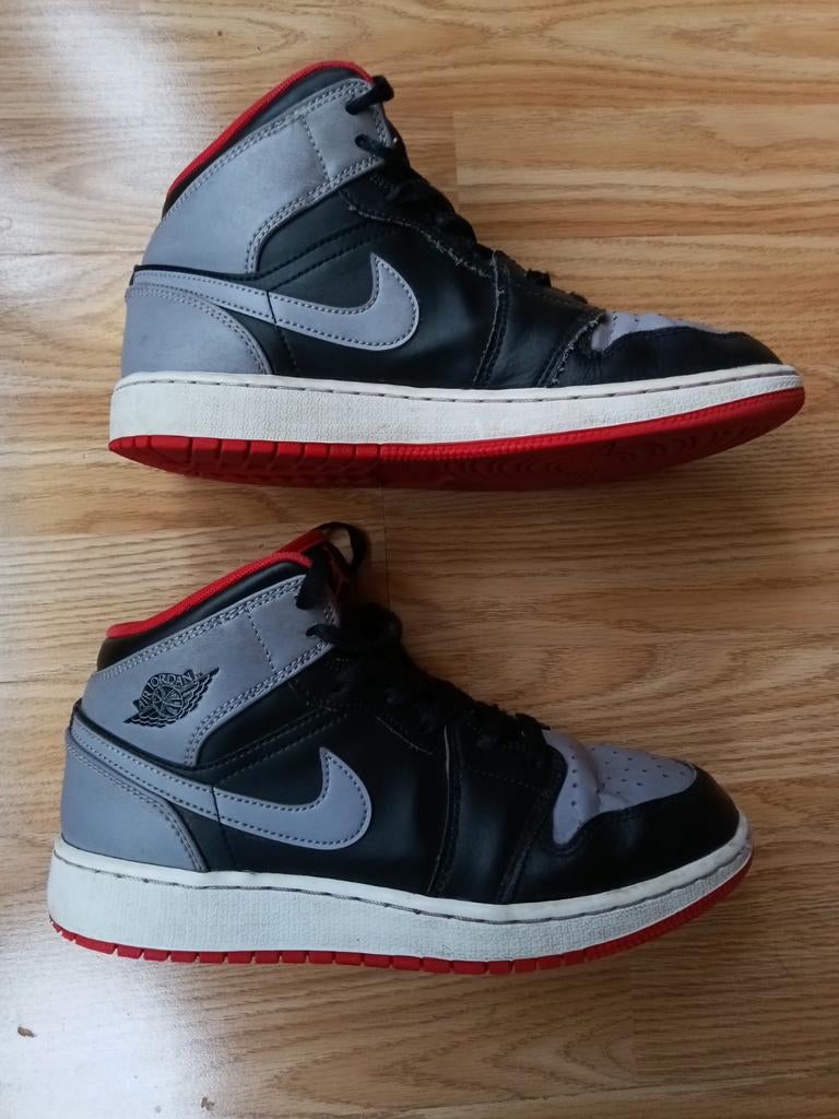 Nike Air Jordan 1 Mid, Maat 38.5, Kinderen en Baby's, Kinderkleding | Schoenen en Sokken, Gebruikt, Ophalen of Verzenden, Nike air jordan