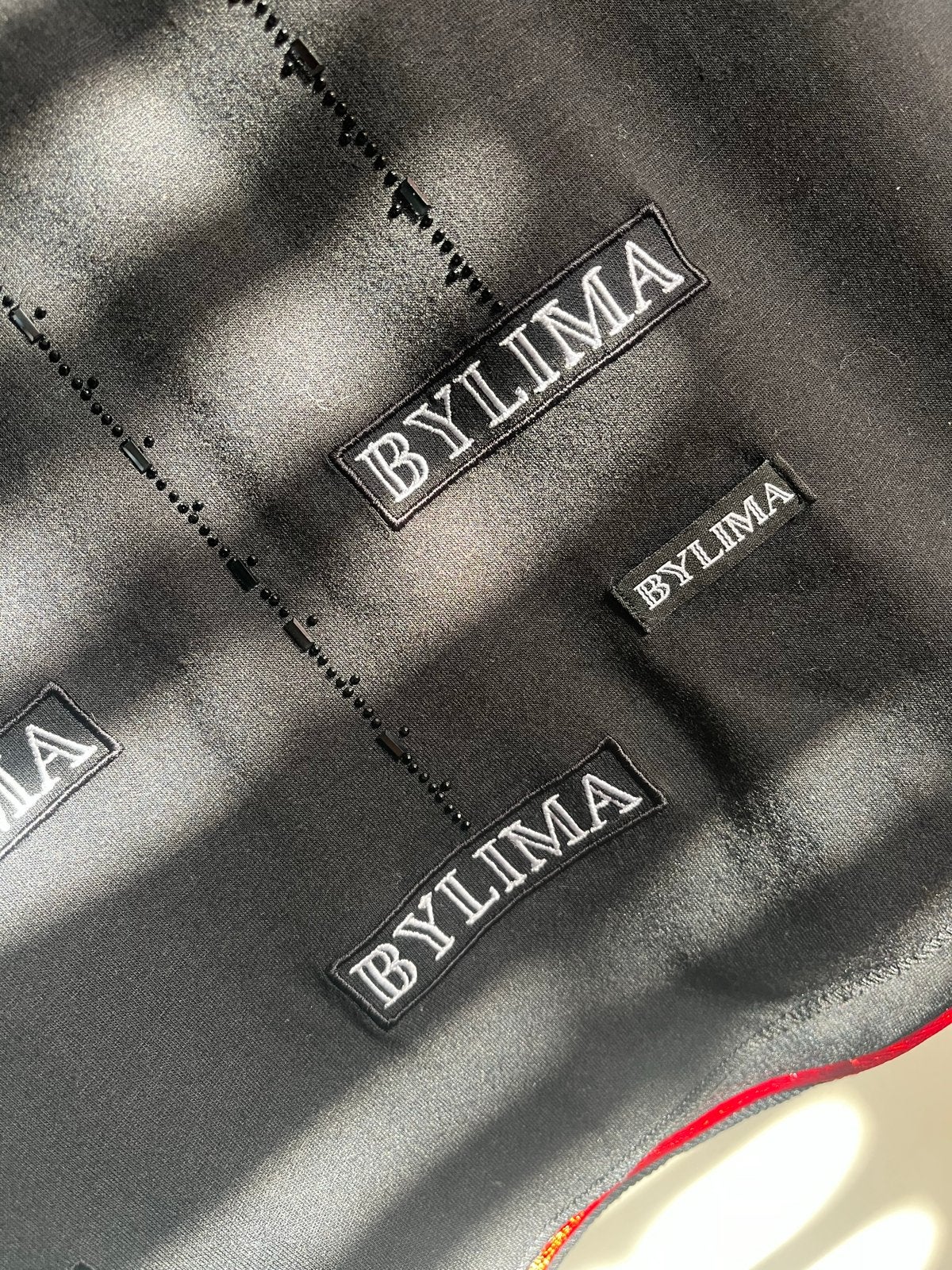 Bylima hoofddoek - Zwart met kralen, Kleding | Dames, Ophalen of Verzenden, Zo goed als nieuw