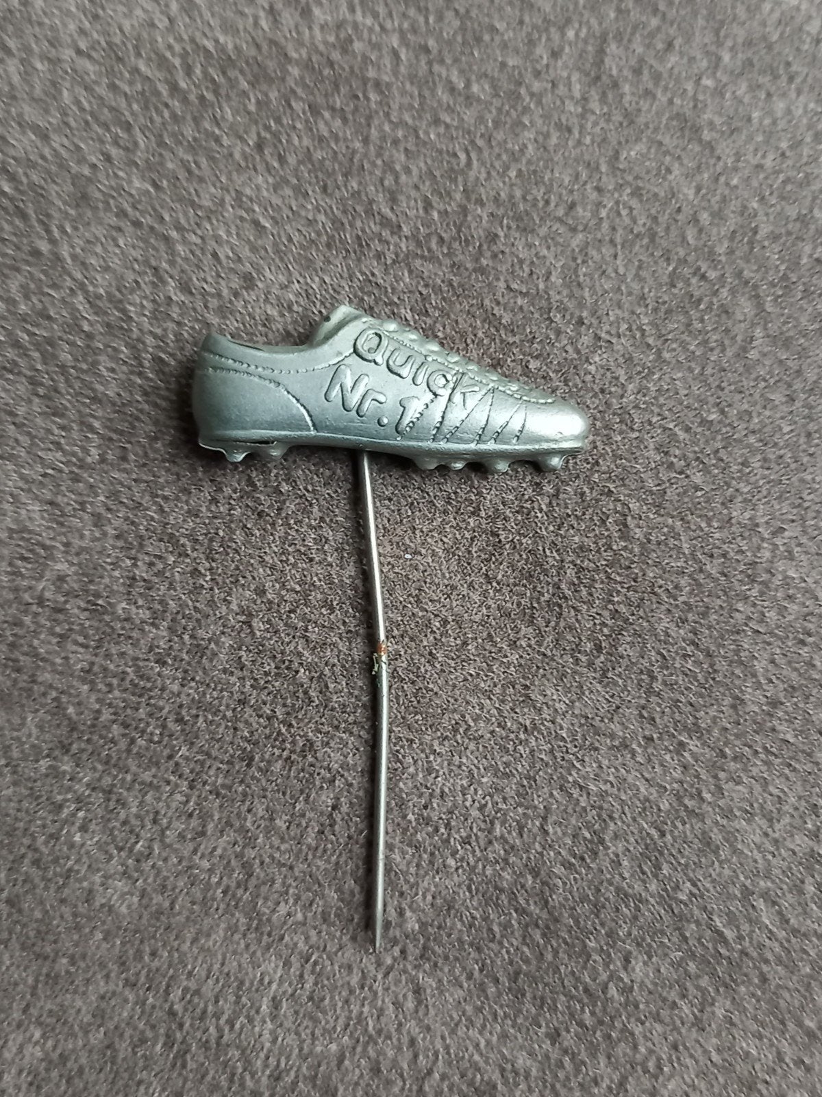 Speldje voetbalschoen  - Quick nr 1, Ophalen of Verzenden, Gebruikt