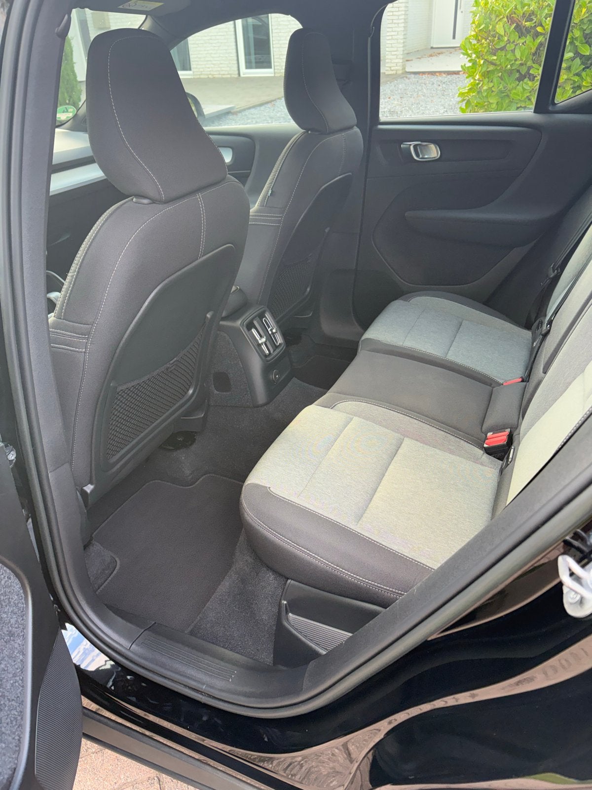 Foto 9 van Volvo XC40 T4 Recharge Core Plug-in hybrid 2022
