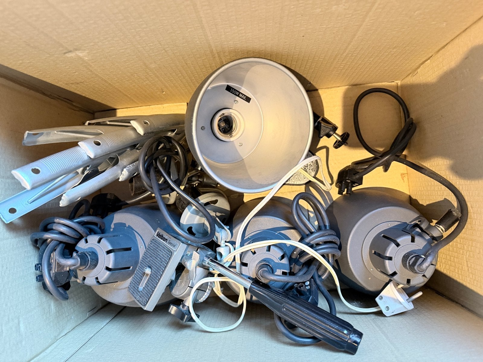 VINTAGE Fotostudio set: 4 lampen, 2 Cifo, statieven en meer, Gebruikt, Complete fotostudio, Ophalen of Verzenden, Inclusief lampen
