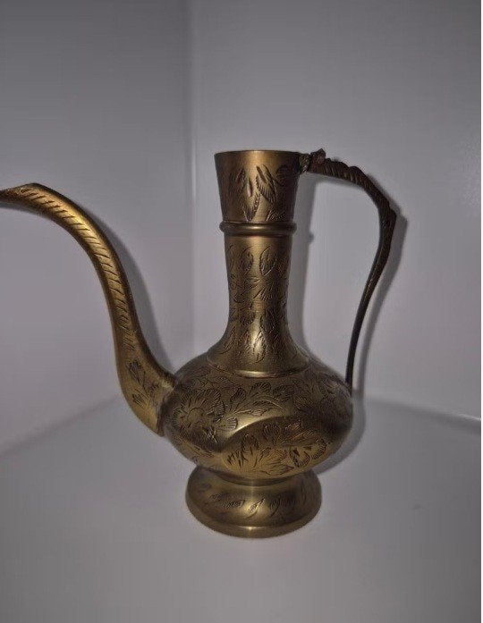 Mooie vintage messing schenkkan - Aftaba - Uit India, Ophalen of Verzenden, Koper