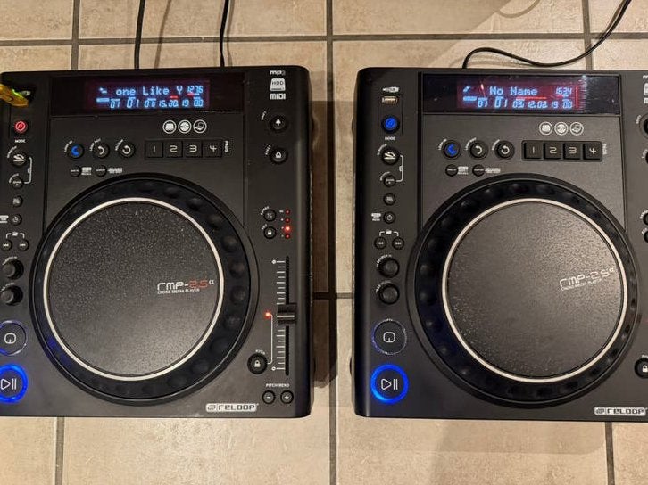 Te koop: set van 2 Reloop RMP-2.5 Alpha DJ-spelers, Muziek en Instrumenten, Ophalen of Verzenden, Zo goed als nieuw, Reloop