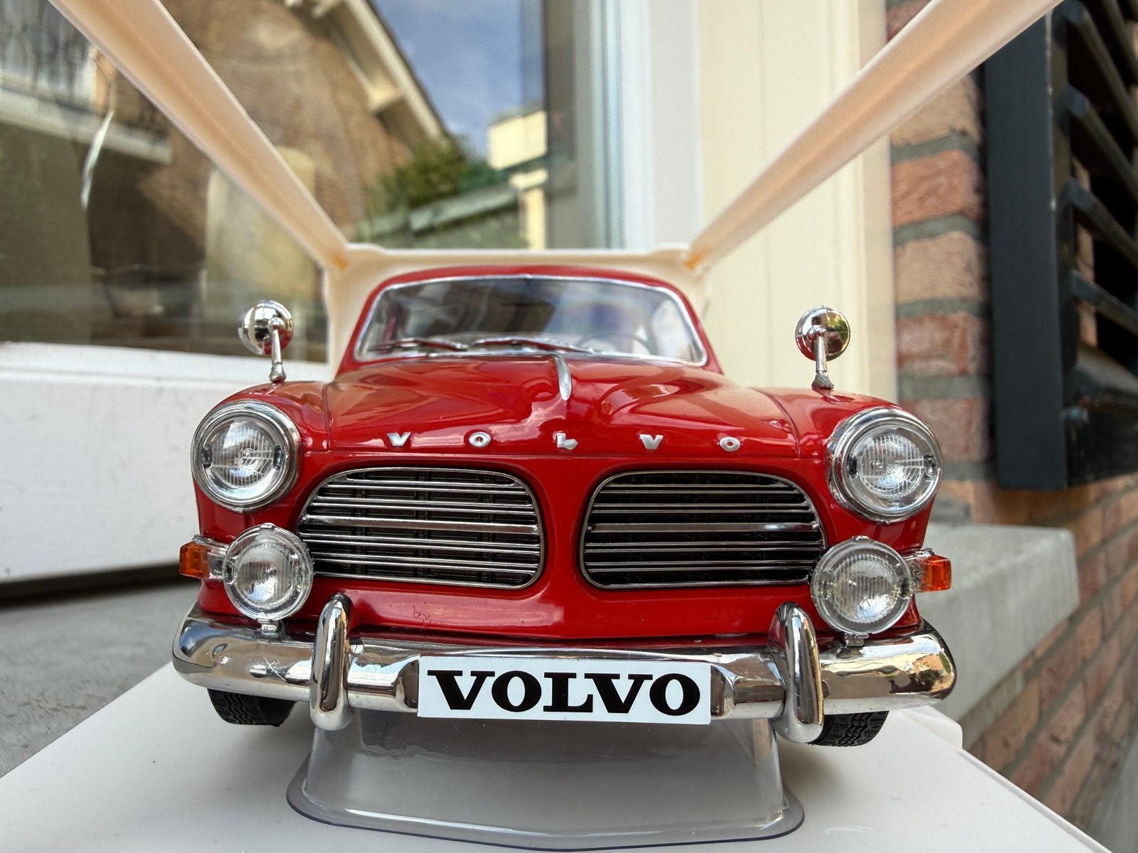 1:18 Volvo Amazone 123 GT rood 1968 Norev 188741, Auto, Norev, 70-72 Av. de Bohlen, Vaulx-en-Velin, 69120, France, Norev