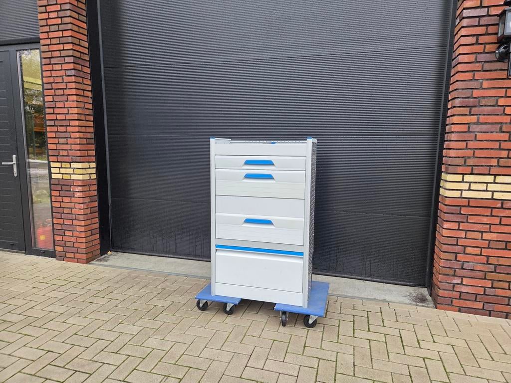 Sortimo bedrijfswagen inrichting bedrijfswageninrichting, Ophalen