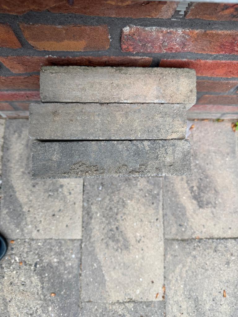 tuintegels / betonklinkers 25m2 gratis, Gebruikt, Klinkers, Ophalen of Verzenden, 10 m² of meer
