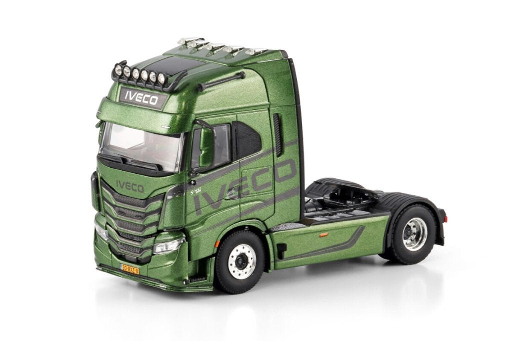 Premium Line; IVECO S-WAY AS HIGH MY2024, Nieuw, Ophalen of Verzenden, Bus of Vrachtwagen, Wsi