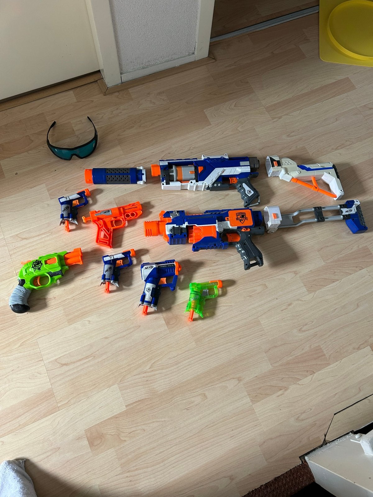 Grote Nerf en Nerf Rebelle set met accessoires, Ophalen of Verzenden, Gebruikt, Jongen of Meisje