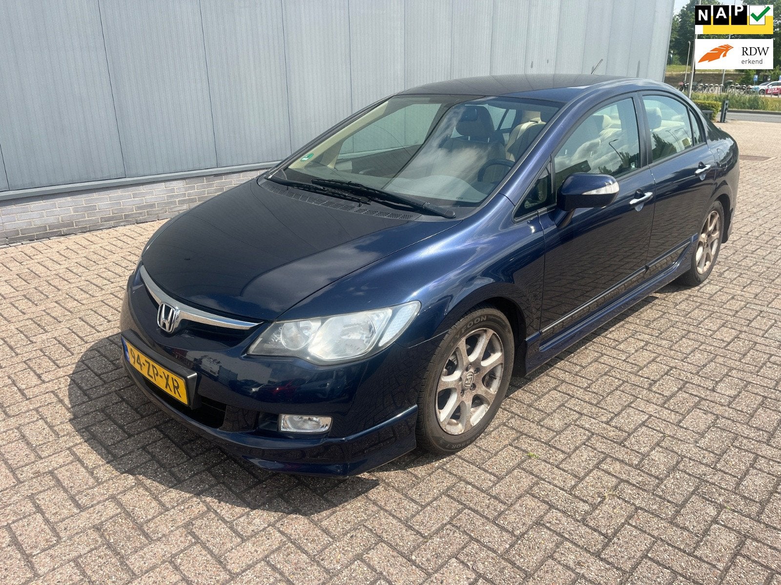 Honda Civic 1.3 Hybrid AIRCO/LEER/CRUISE/RIJDT GOED/APK 5-27, Gebruikt, Blauw, Bedrijf, Hybride Elektrisch/Benzine