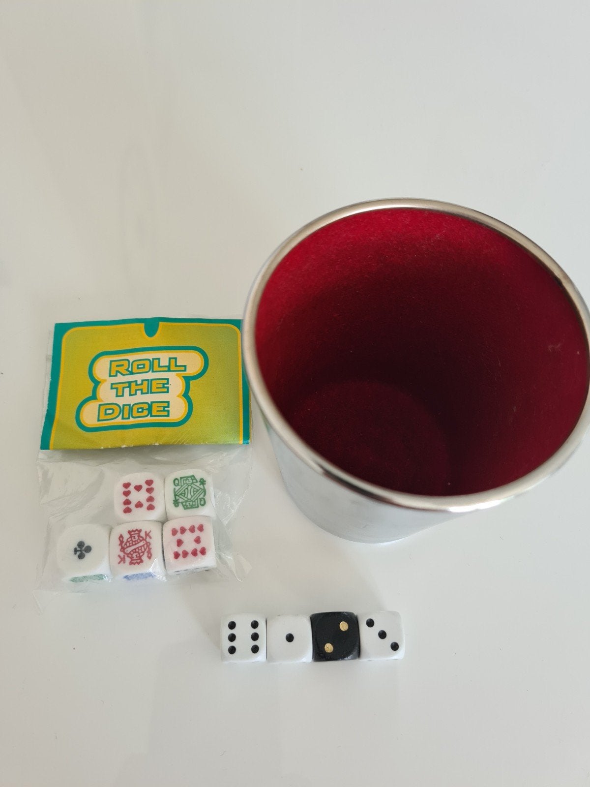Amstel Dobbelcup met Dobbelstenen en Uitleg, Ophalen of Verzenden