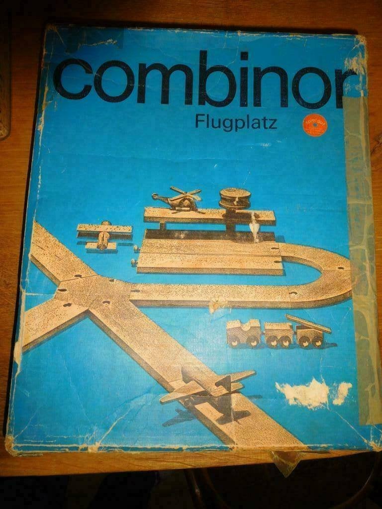 retro houten speelgoed vliegveld combinor (zoiets als ADO), Antiek en Kunst, Ophalen of Verzenden
