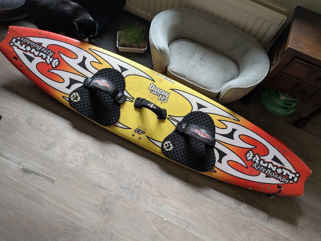 Brunotti kitboard, Watersport en Boten, Directional, Ophalen, Gebruikt, Kiteboard