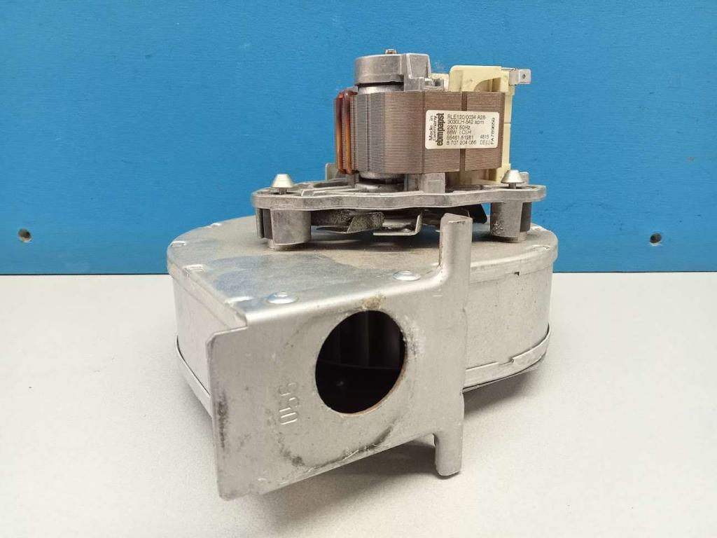 Ventilator Bosch Geiser HR 8000S ( WTD27 AMC) 87072040870, Niet ingevuld, Gebruikt, Niet ingevuld, Niet ingevuld