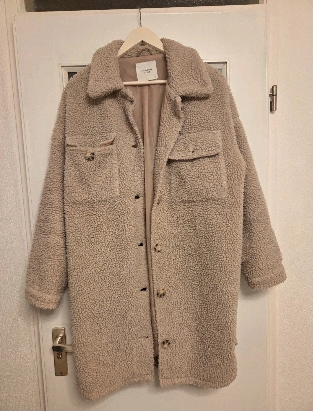 Beige Teddy jas Maat M, Maat 38/40 (M), Beige, Ophalen of Verzenden, Zo goed als nieuw