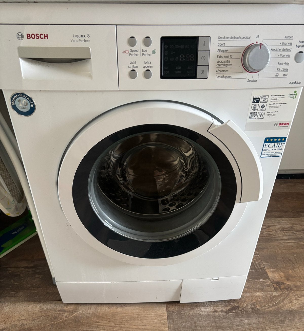 Bosch Logixx 8, 6 tot 8 kg, Ophalen, Zo goed als nieuw, 1200 tot 1600 toeren