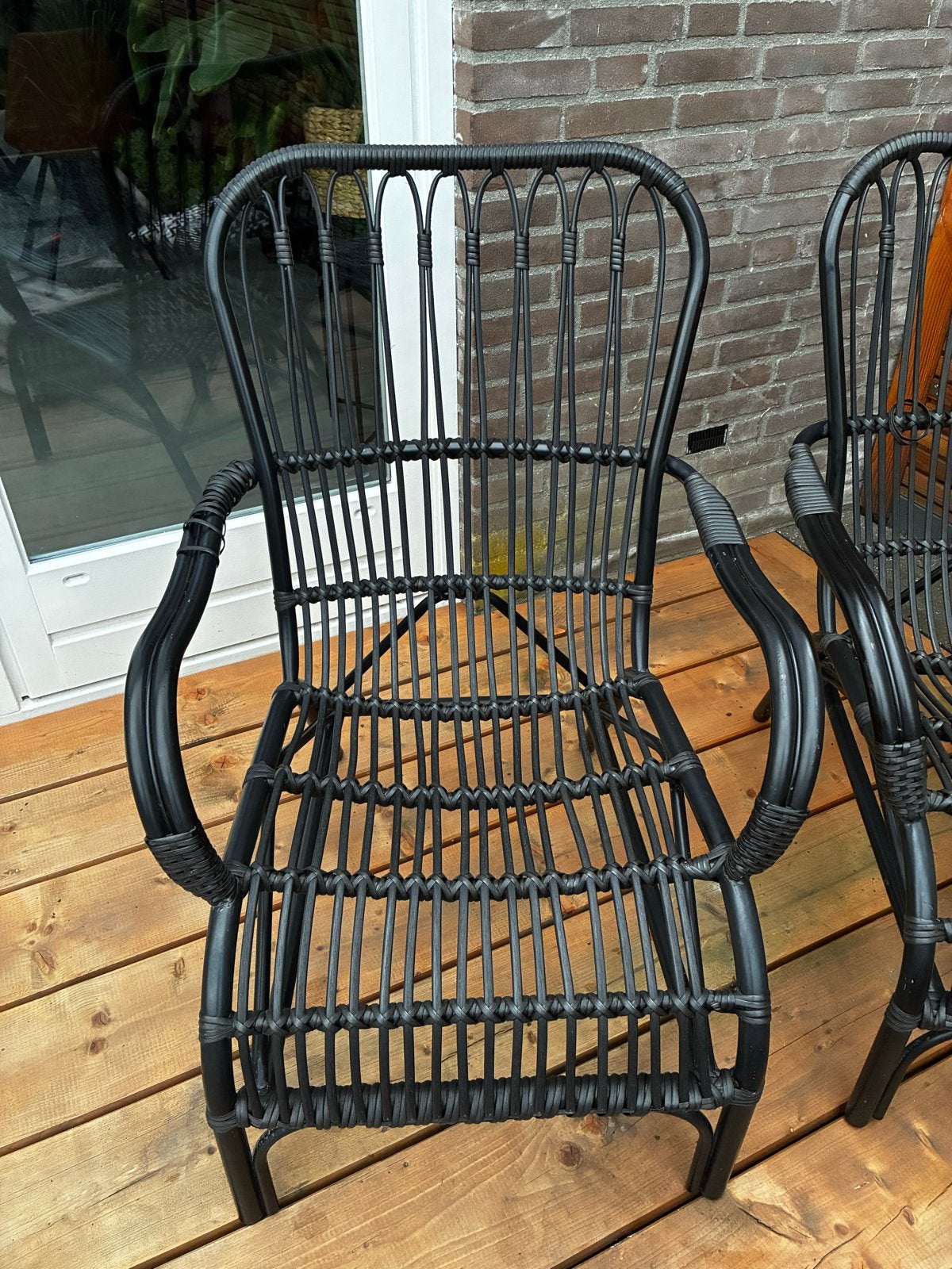 Tuinstoelen 2x staal en rotan, Ophalen, Gebruikt, Twee, Zwart