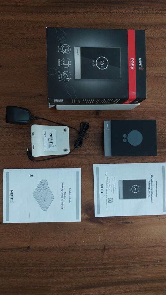 Nefit Easy Thermostaat + Easy-Connect Module, Ophalen of Verzenden, Slimme thermostaat, Zo goed als nieuw