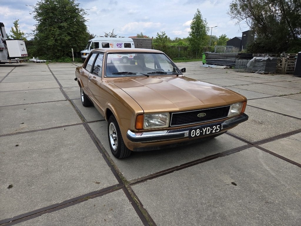 Ford Taunus 1.6L 1976 Bruin LPG, Stof, Overige modellen, Bruin, 1006 kg